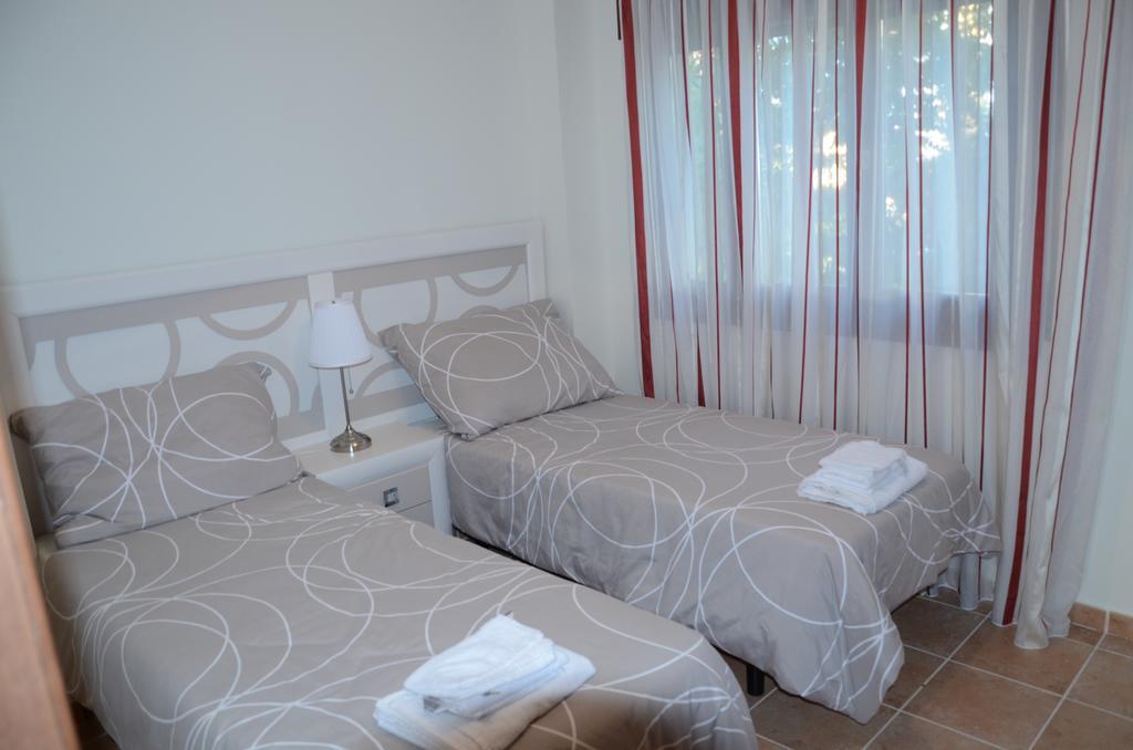 Costa Esuri Apartment Ayamonte Phòng bức ảnh